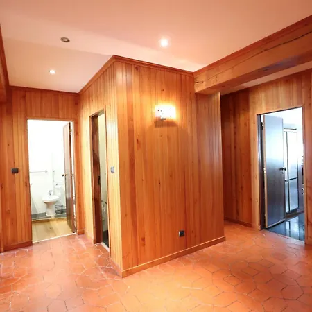 Lisbon Explorers Spacious Flat - 4 Min To Metro, 20 Min To Center *